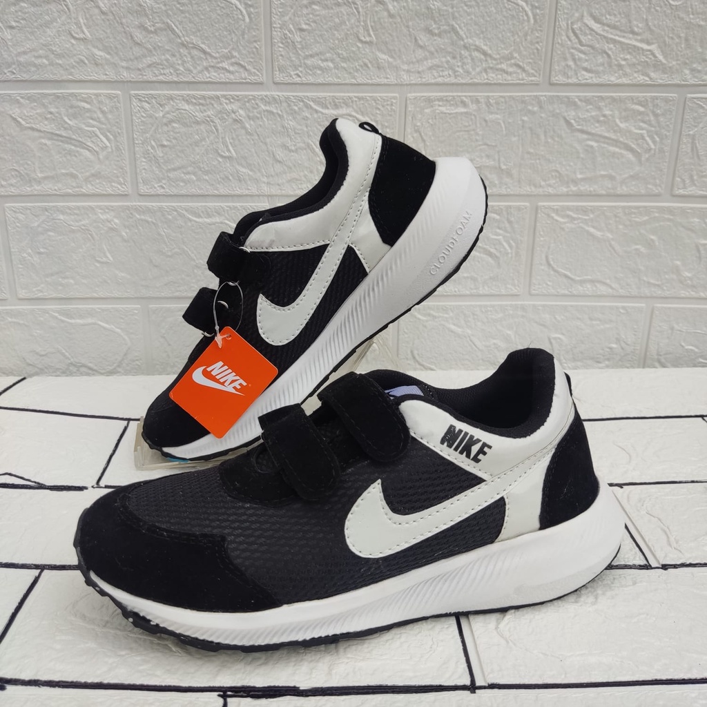 DISKON!! SEPATU SEKOLAH GRADE ORIGINAL NIKE AIR MURAH SEPATU KASUAL KEREN TERBARU HITAM PUTIH VELCRO