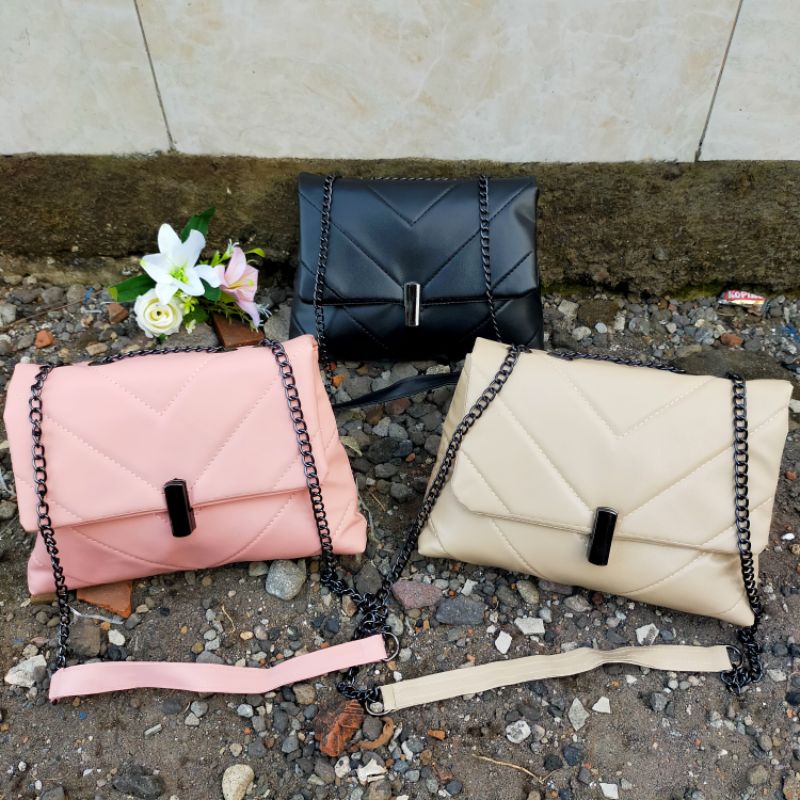 Slingbag Embos Meylisa Tas Slempang Wanita