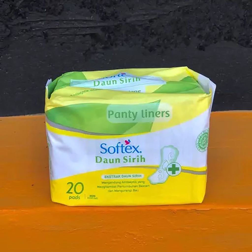 Bisa COD Softex Panty Liners Daun Sirih 20 Pads/Sheet Pembalut Wanita Ekstrak Daun Sirih