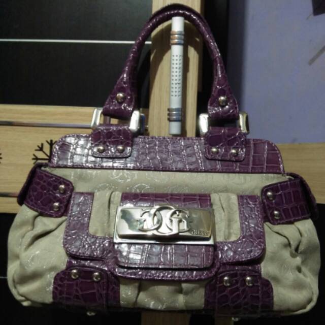 Tas Guess Authentic Preloved