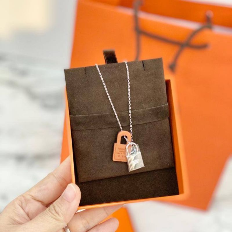 kalung paladium bisa dijual lagi