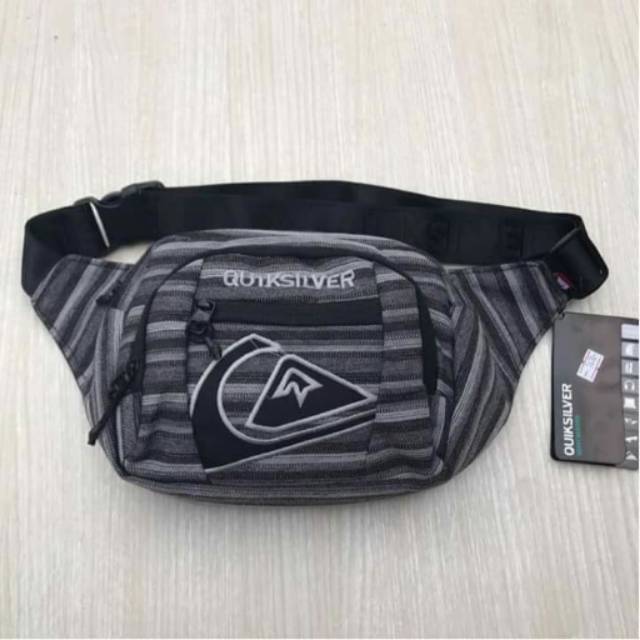 Tas Pinggang/Slempang Traveler Packs Quiksilver Black Motif Original