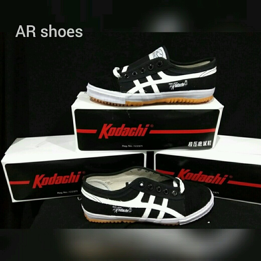 SEPATU KODACHI 8172 HITAM PUTIH/SEPATU SEKOLAH KODACHI HITAM PUTIH ORIGINAL TERMURAH/SEPATU KODACHI