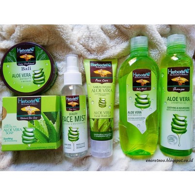 ✨LACIKOSME✨ HERBORIST ALOE VERA SERIES - ALOE GEL FACEMIST SHAMPO MASK MASK SOAP