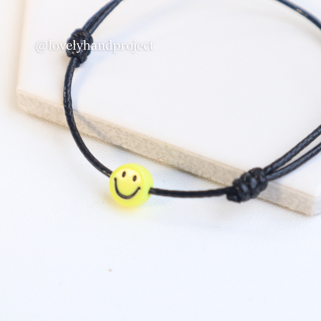 Gelang Couple Persahabatan Manik Smile Emoji Kuning Nirvana Kim Seon Ho Tali Korea anti air kapelan etnik bracelet bukan magnet simple koeran style