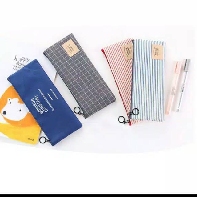 

Tempat pensil/ tempat pensil lucu/ tempat pensil murah/ tempat pensil anak/ tempat pensil sekolah