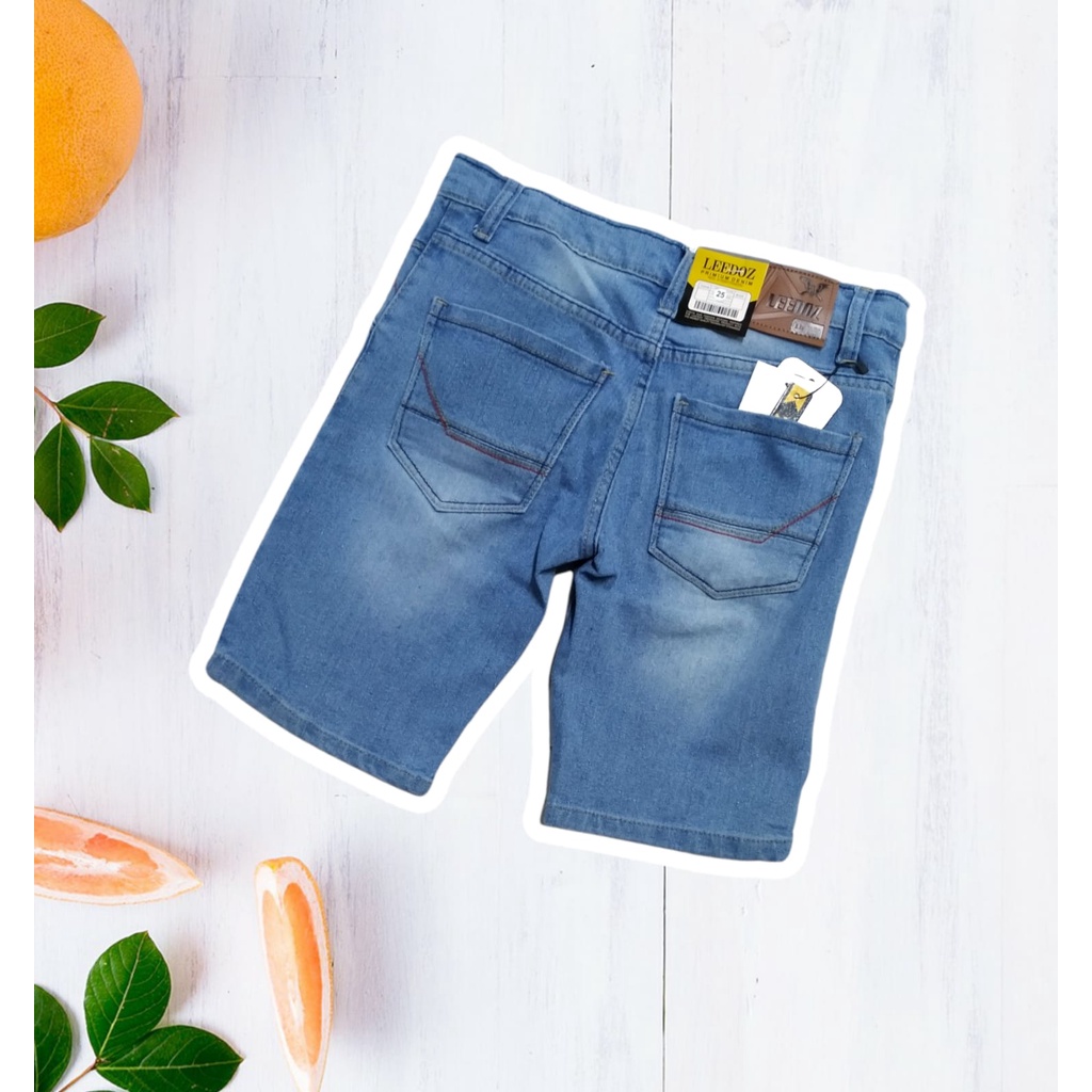 Celana pendek jeans anak bahan denim premium tebal ukuran 24 sampai 26