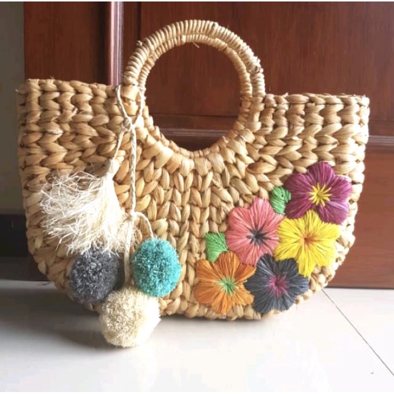 Tas eceng gondok kiso sulam bunga+pompom (free dust bag)