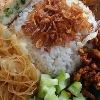 

Paket Nasi Uduk 100 pax