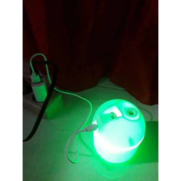 Humidifier LED aromaterapi diffuser pengharum penyejuk pewangi ruang mobil elektrik lampu RGB