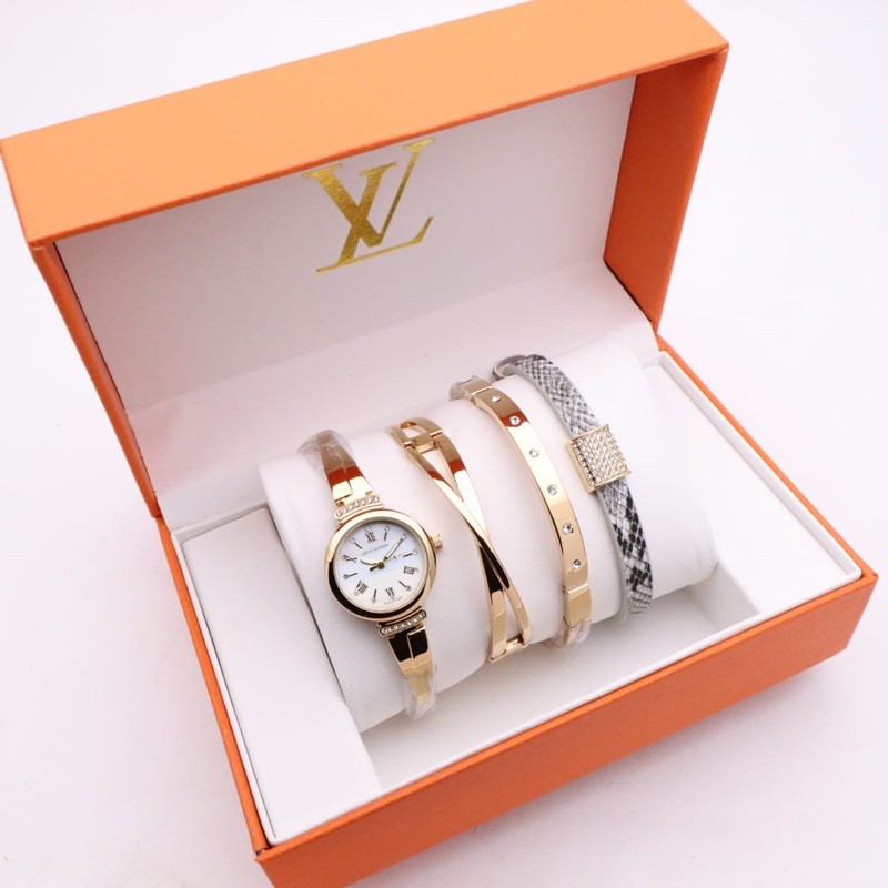 jam tangan wanita LV set gelang ready ya