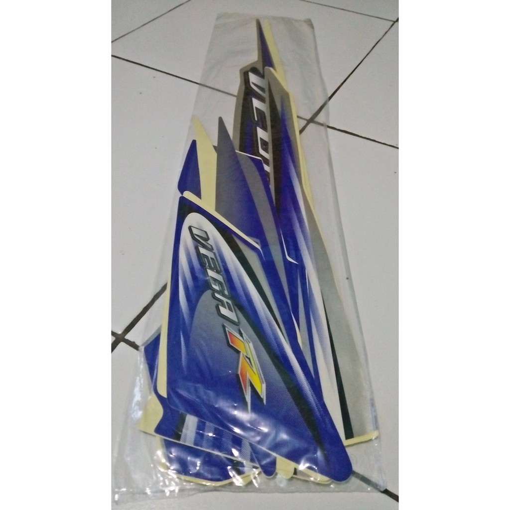 Stiker striping sticker yamaha new vega R 2006 biru silver