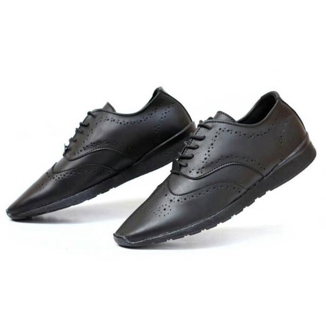 ( BISA COD )Sepatu Casual Sneakers Pria Reagen Knit Wingtip Black