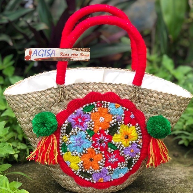 Tas bangkok/tas anyaman hias/tas anyaman bali/oleh oleh bali/tas rotan/tas pompom/tas rajut/tas