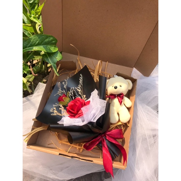 

KADO ULANG TAHUN CEWEK COWOK WISUDA ULTAH HAMPERS HADIAH