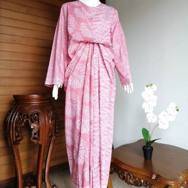 Kaftan Batik Katun Warna Dusty Pink Kombinasi 3 motif