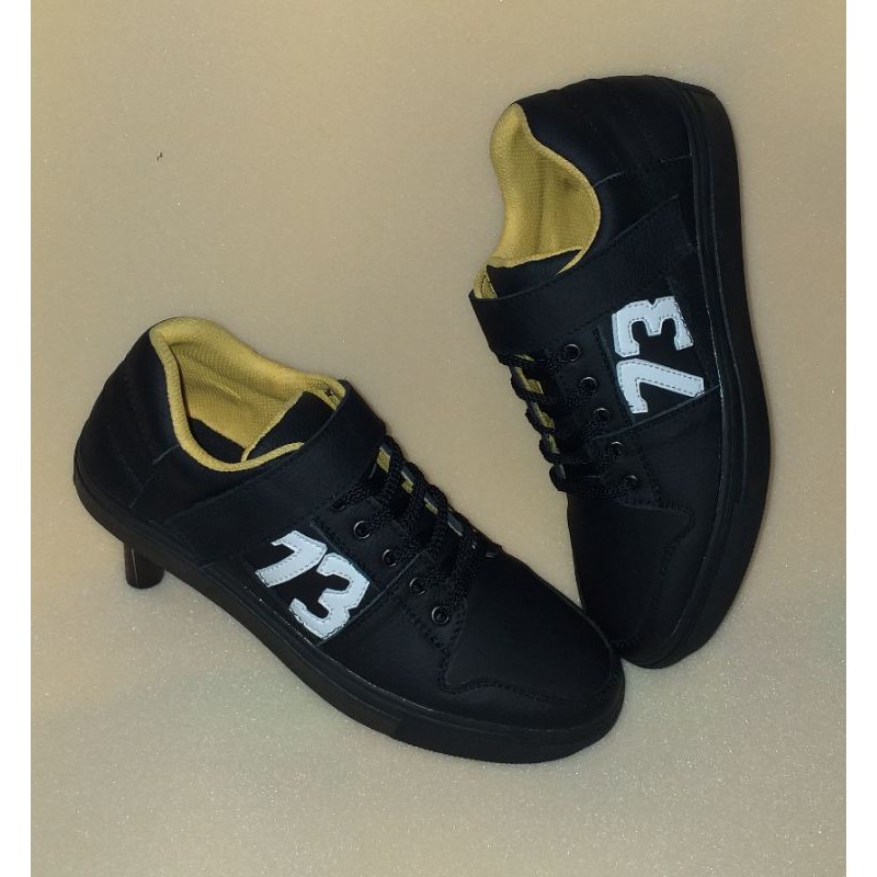 SEPATU GOWES 73