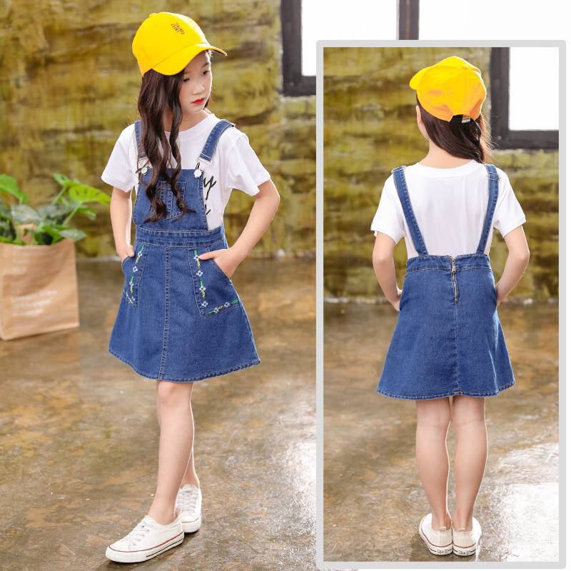 Overall Rok Jeans Anak Perempuan Warna Biru Tua (Luaran)