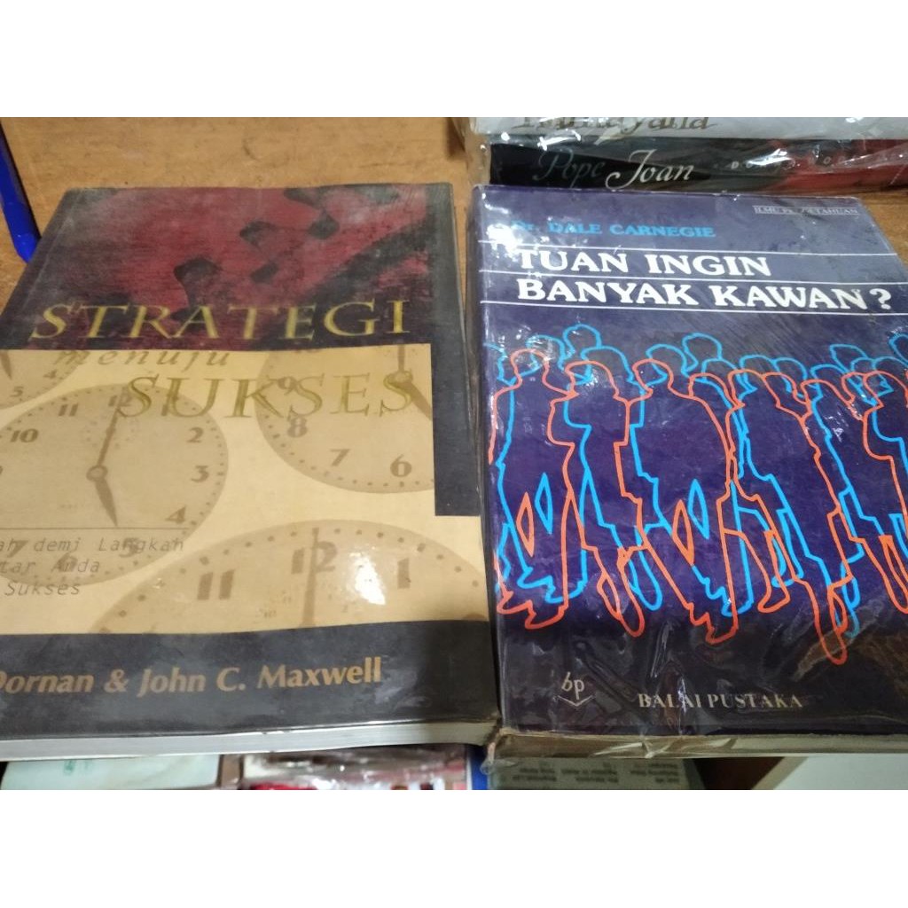 Tuan Ingin banyak kawan?-Dale Carnegie