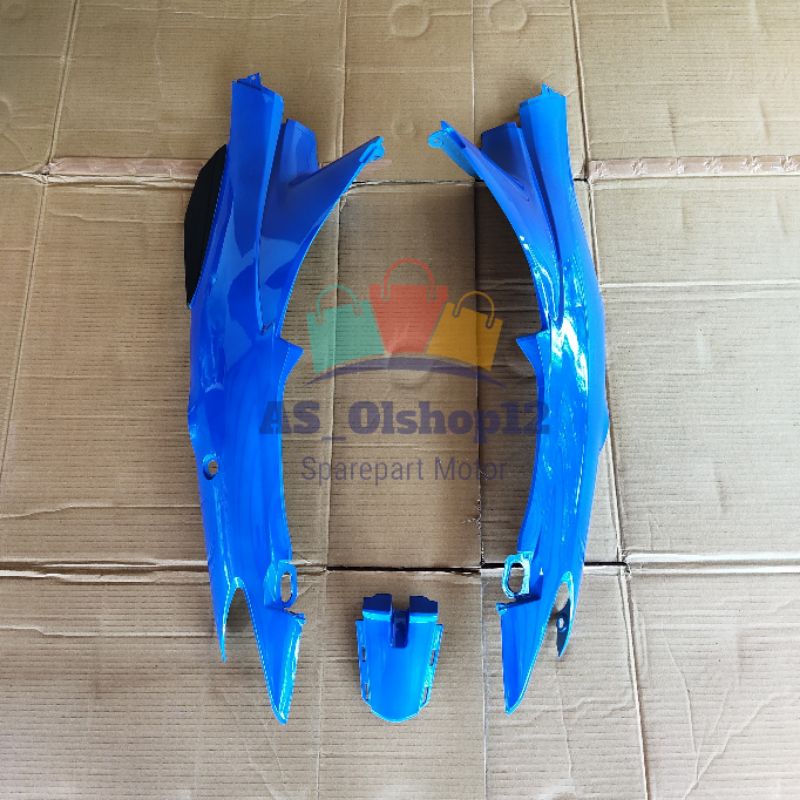 BODY BELAKANG KANAN KIRI SHOGUN 125 R / 125 SP BIRU