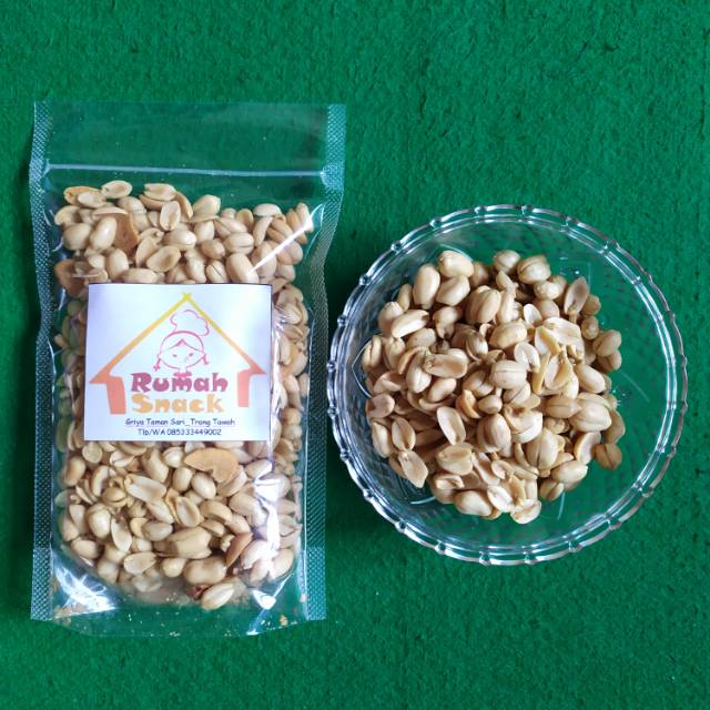 

Kacang bawang goreng/ kacang asin
