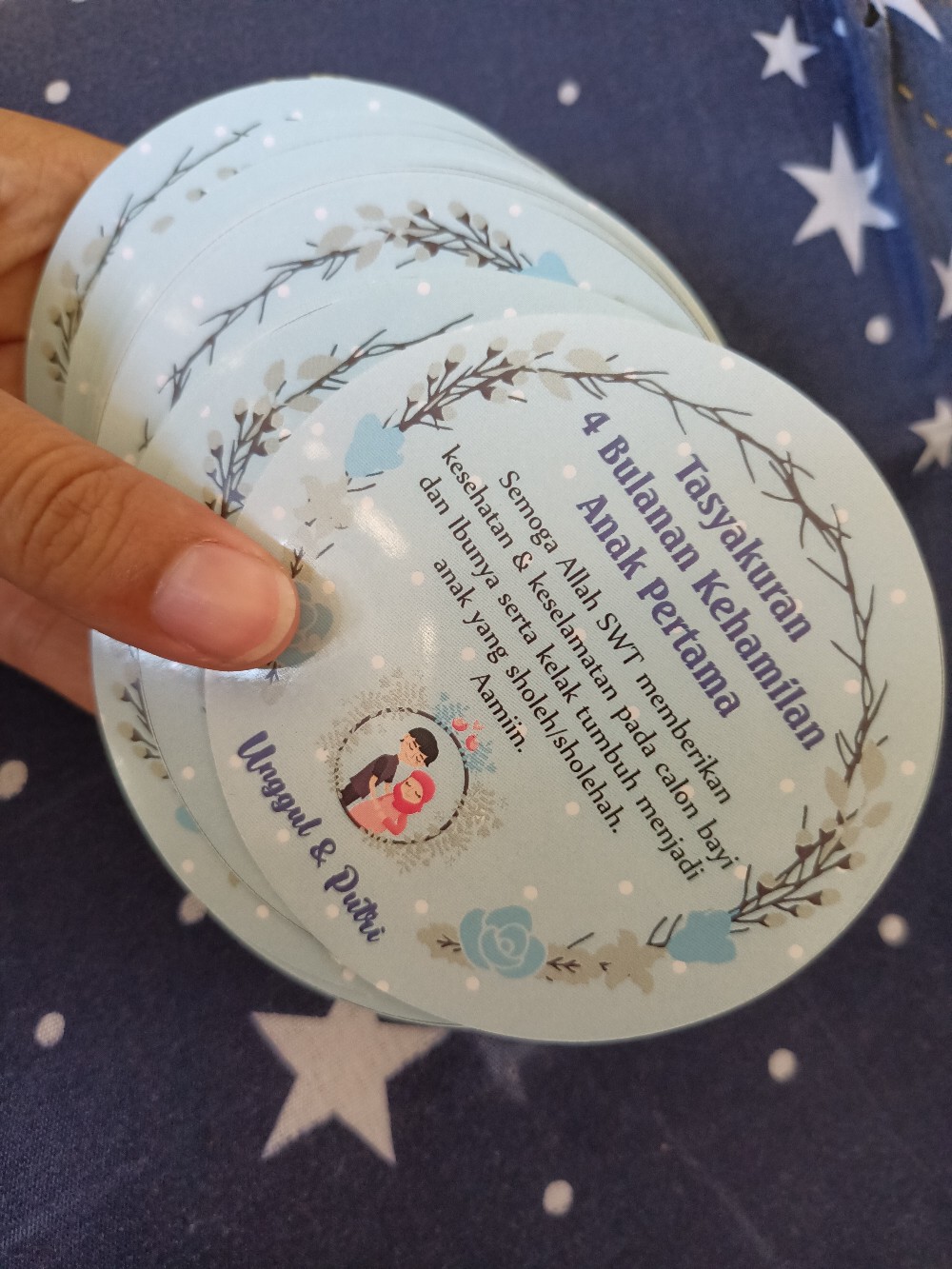 Stiker Lingkaran Syukuran 4 Bulanan