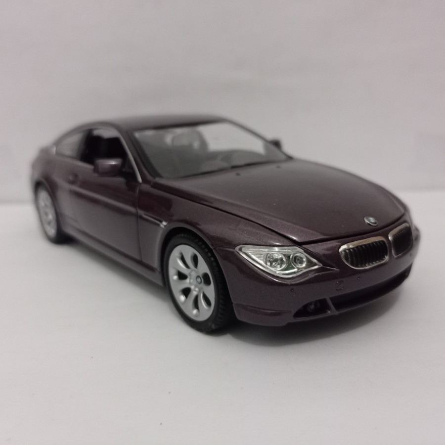 Diecast mobil BMW 645Ci sport Welly skala 1:24 mobil mainan anak