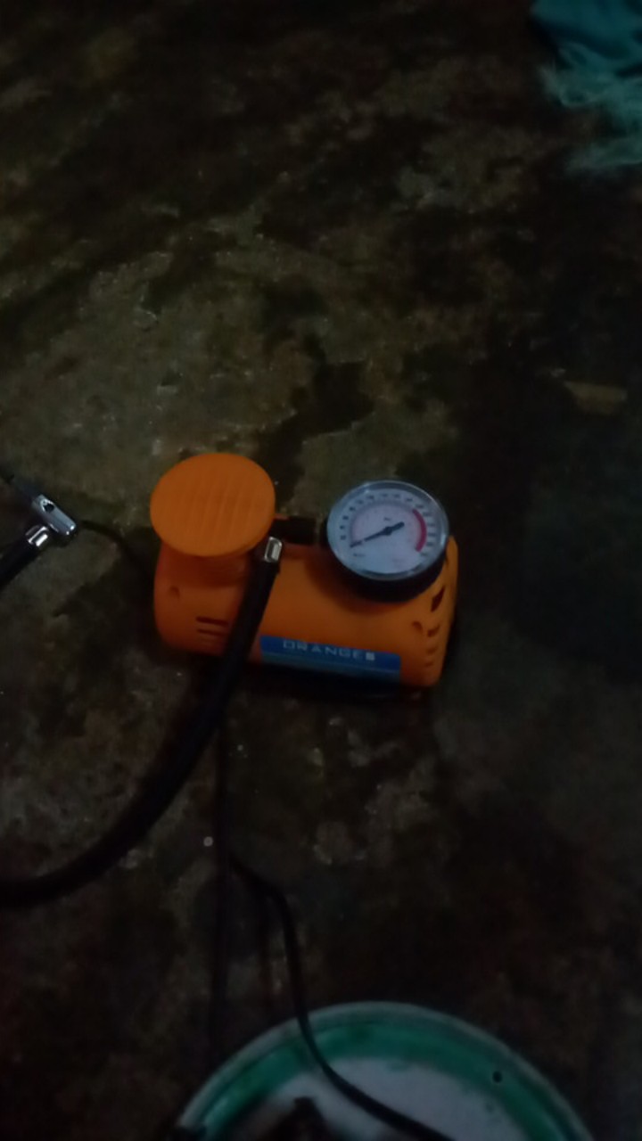 Orange Mini Kompresor Angin Mini - Dc 12v Mini Air Compressor