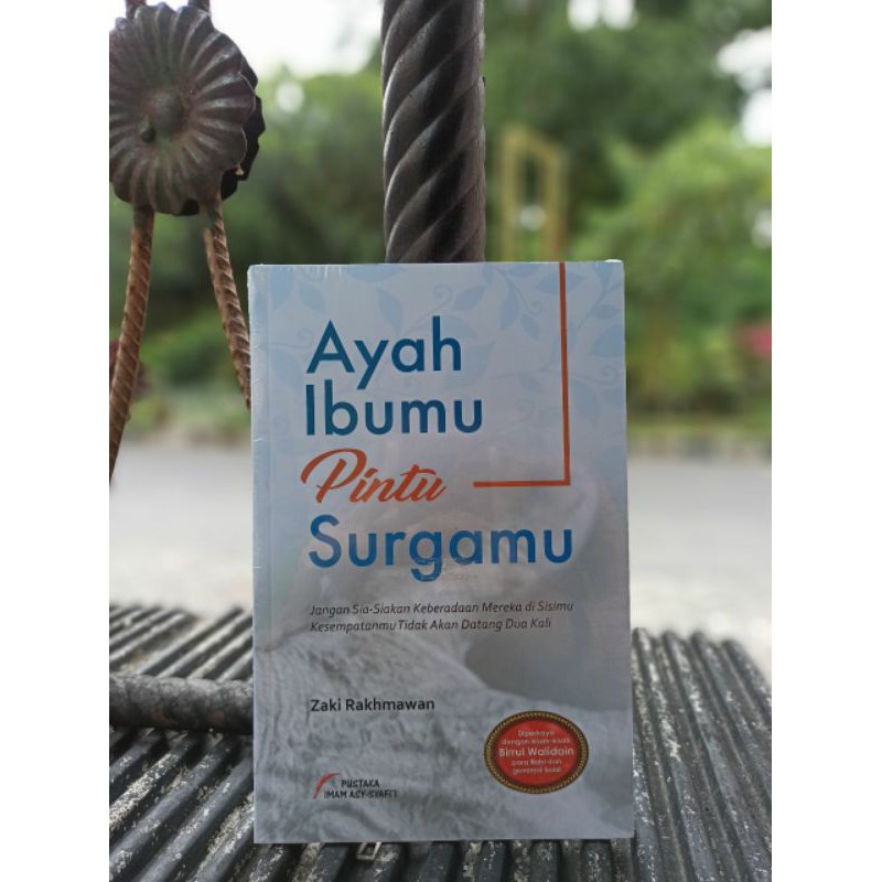 buku ayah ibumu pintu surgamu