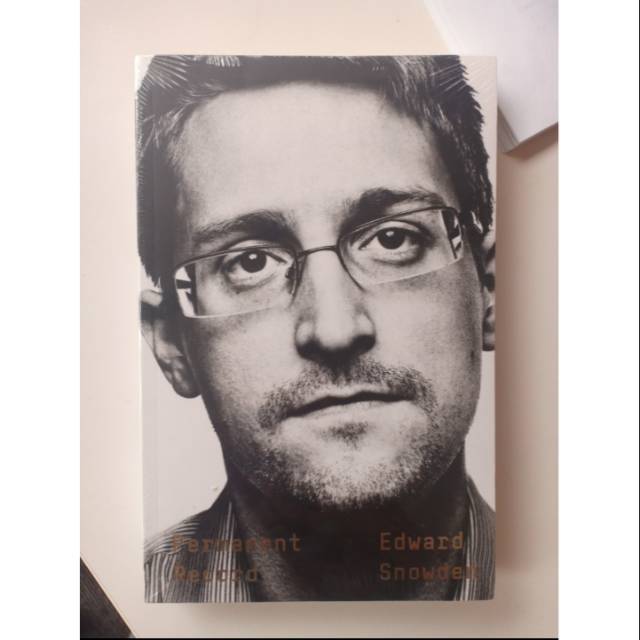 Book - Edward Snowden