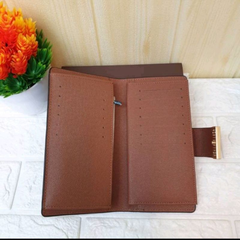 DOMPET WANITA LV 61217