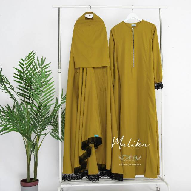 Malika Set by Mahira