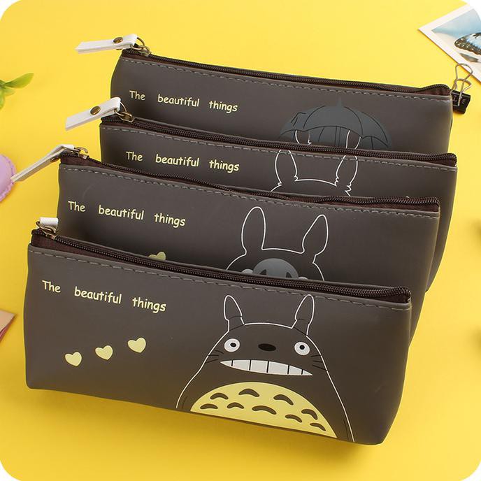 

Barang Berkualitas Tempat Pensil Totoro Bahan PU STOK TERBATAS