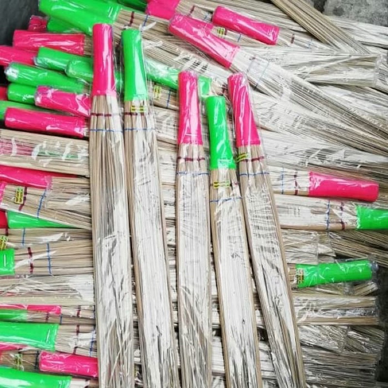 SAPU LIDI TEBAH KASUR GAGANG PLASTIK