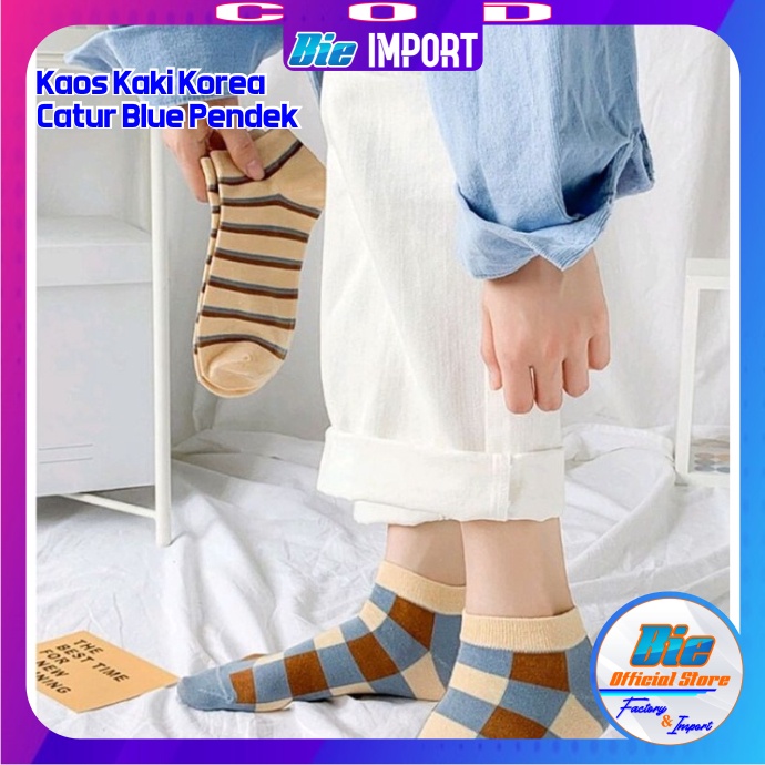 Kaos Kaki Korea Wanita Motif Catur Blue Pendek Impor Best Seller