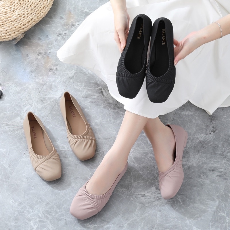 Sepatu Flat Jelly Kerut Silang 0227 (Ukuran Normal)