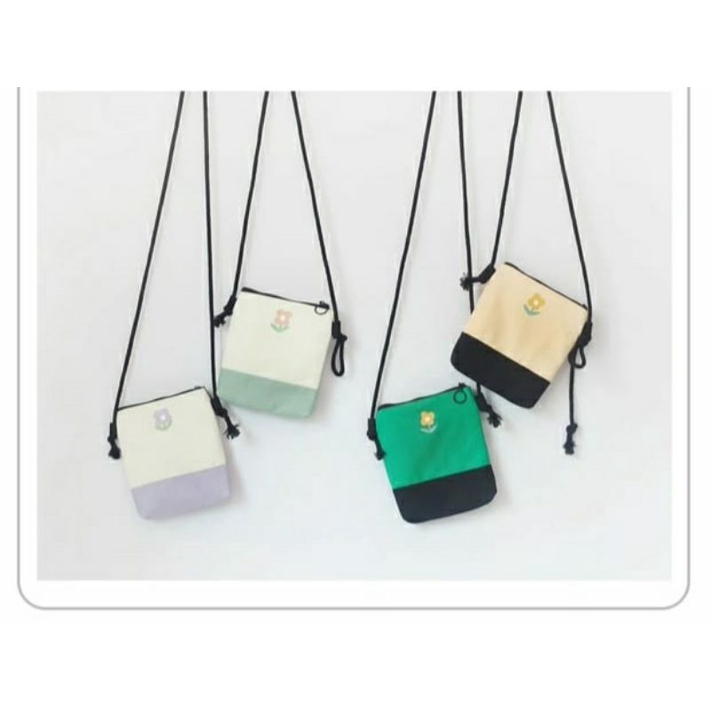 Tas Slempang wanita Bunga 'kombinasi' Serut / Tas slempang wanita Remaja