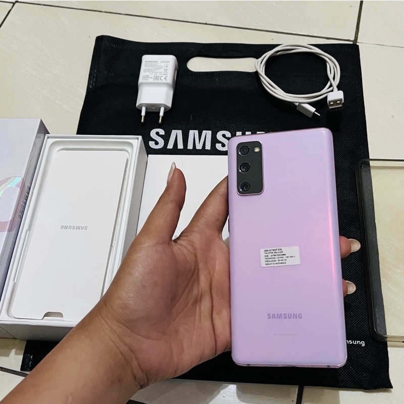 samsung s20fe lavender ram 8/128gb second fullset bekas pakai