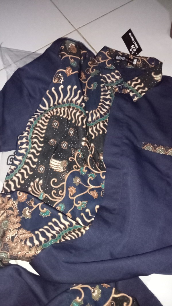 Terbaru Gamis Lebaran Couple Pasangan Batik Baloteli Dress Wanita Couple Mewah Motif Batik Premium