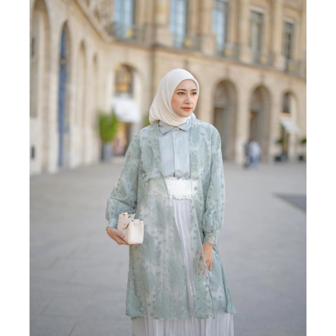 DEEPIKA OUTER BY HEAVEN LIGHTS