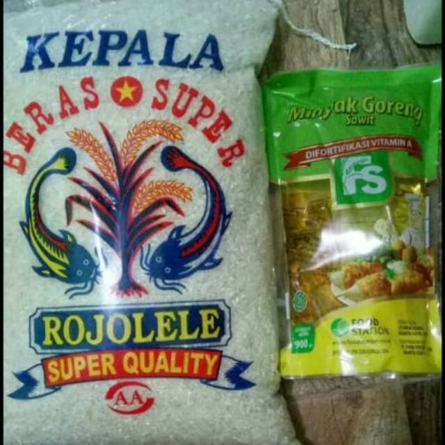 

Paket beras dan minyak goreng