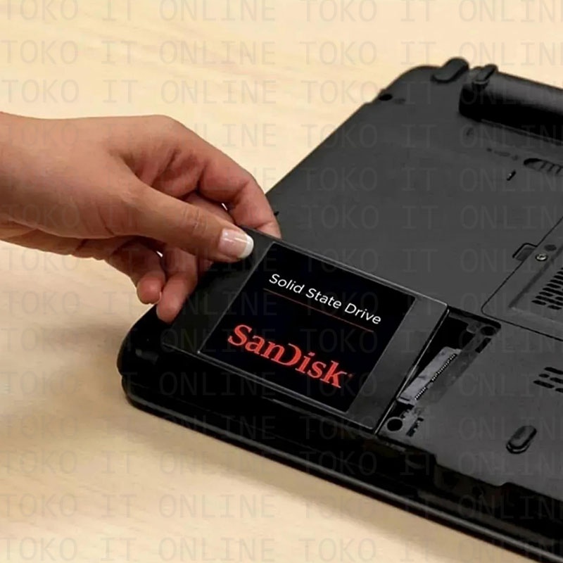 SANDISK SSD PLUS 240GB