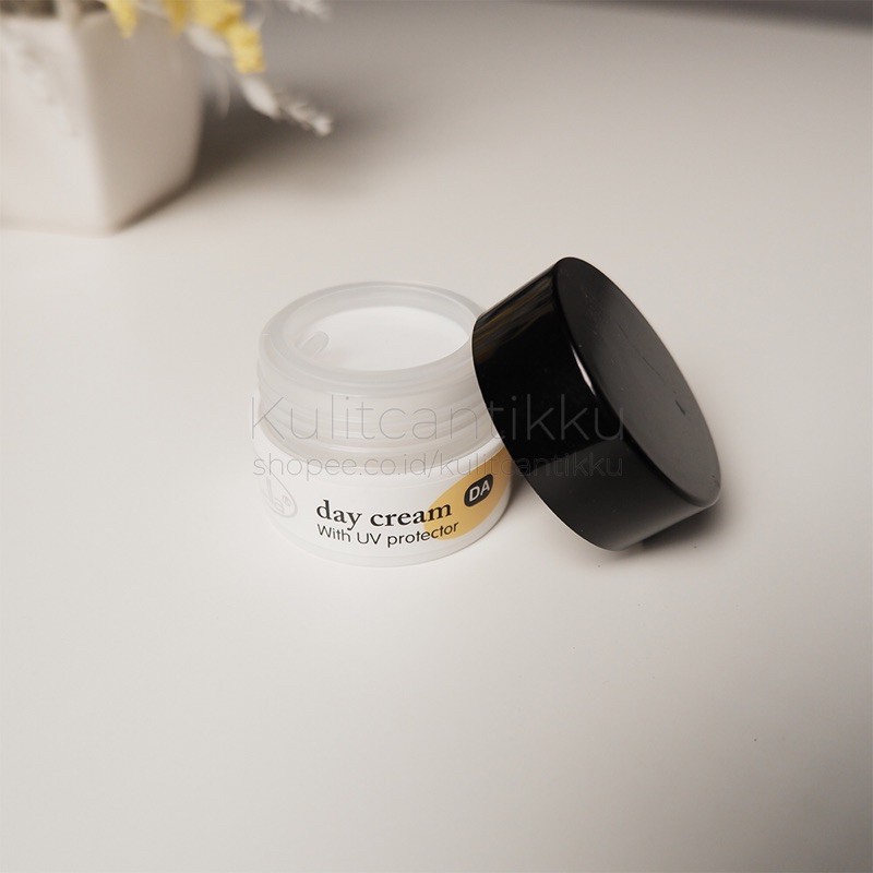(BISA COD) Krim pagi DA Ella skin care