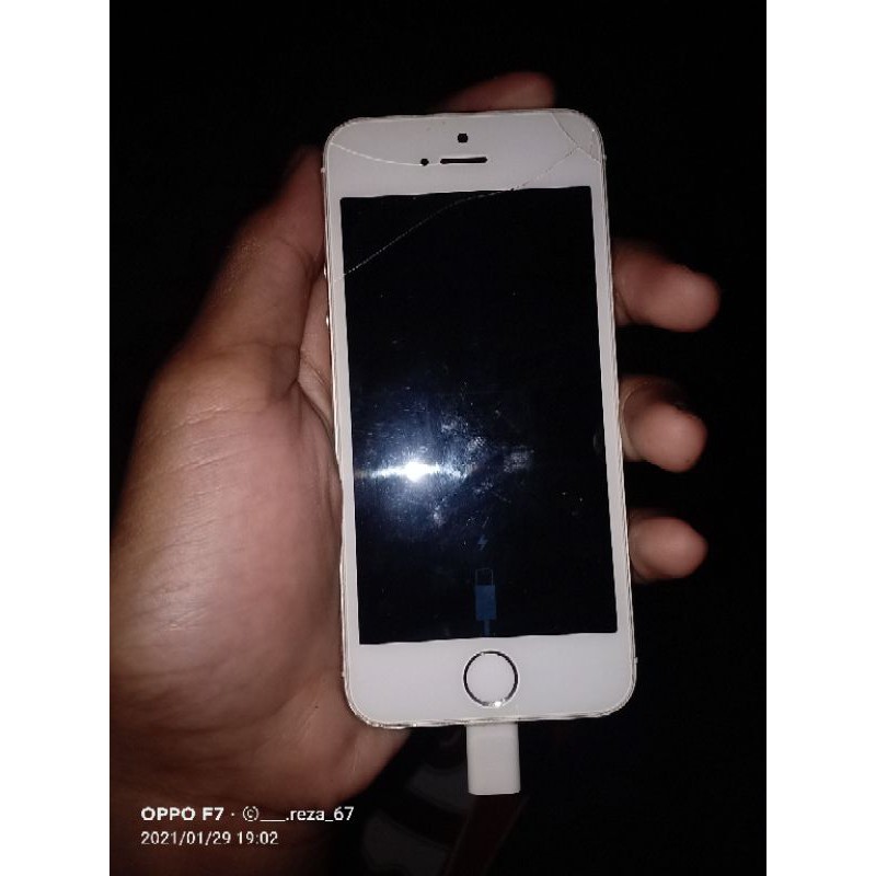 IPHONE 5S STUCK LOGO APPLE