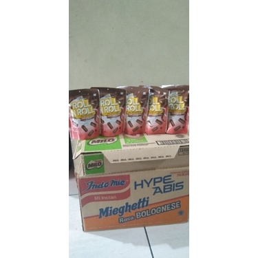 

Paket Iyes Roll N' Roll Mini Wafer Stick 40 gram