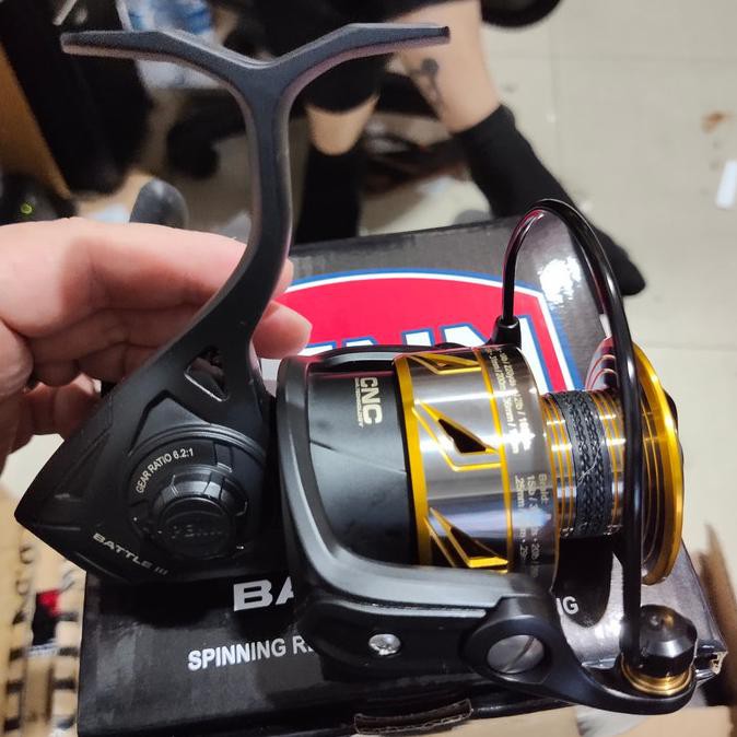 Reel Penn Battle Iii 4000 Power Handel