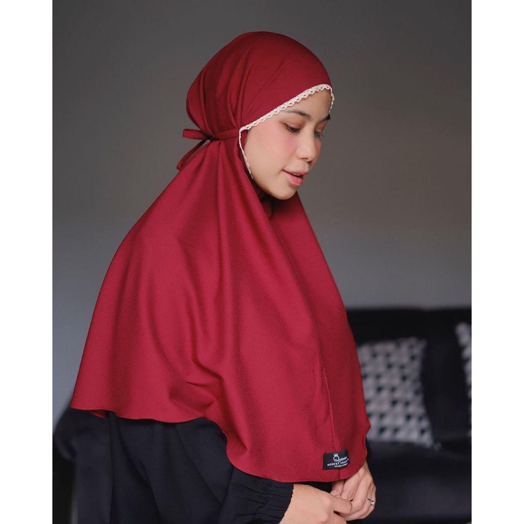 Adiba Bergo Renda hijab segi empat / hijab segi empat polos / segi empat syari grosir