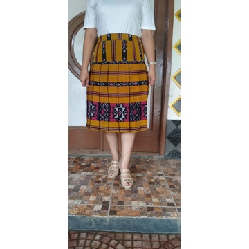 Rok tenun motif Jepara/rok motif