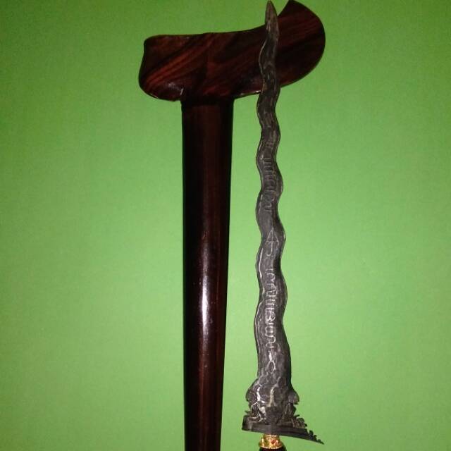 Keris kamardikan omyang jimbe