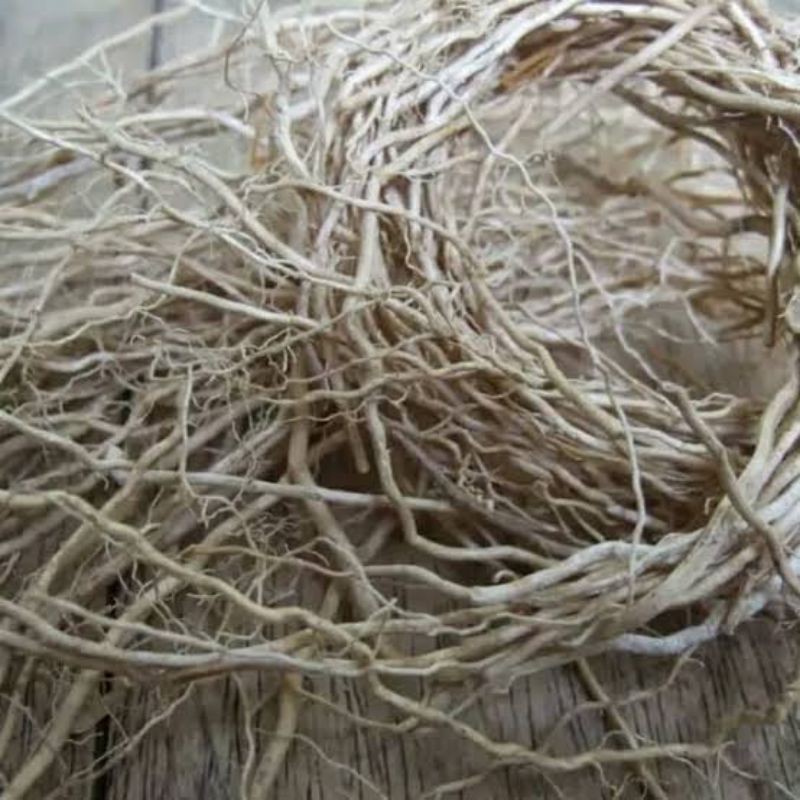 

Akar wangi kering 500gr